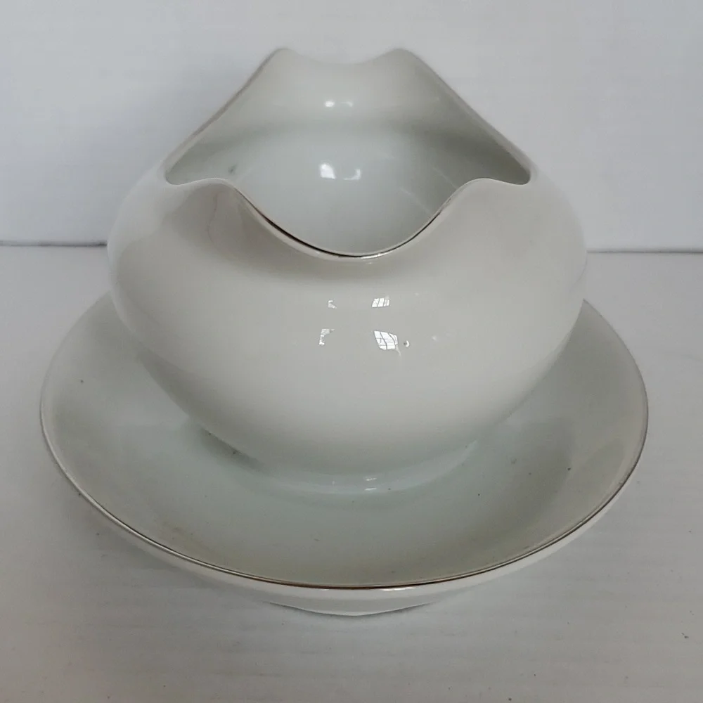 Gravy Sauce Boat Sauciè Bowl Dish Plate Creative Royal Elegance JAPAN